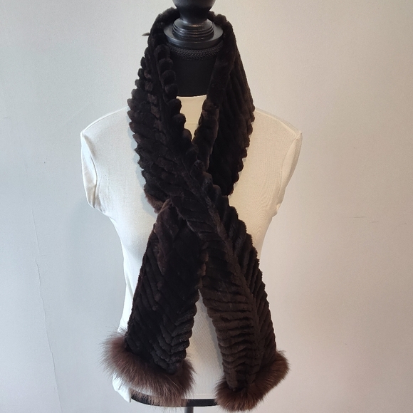 Vintage Brown Beaver Scarf - Picture 1 of 2